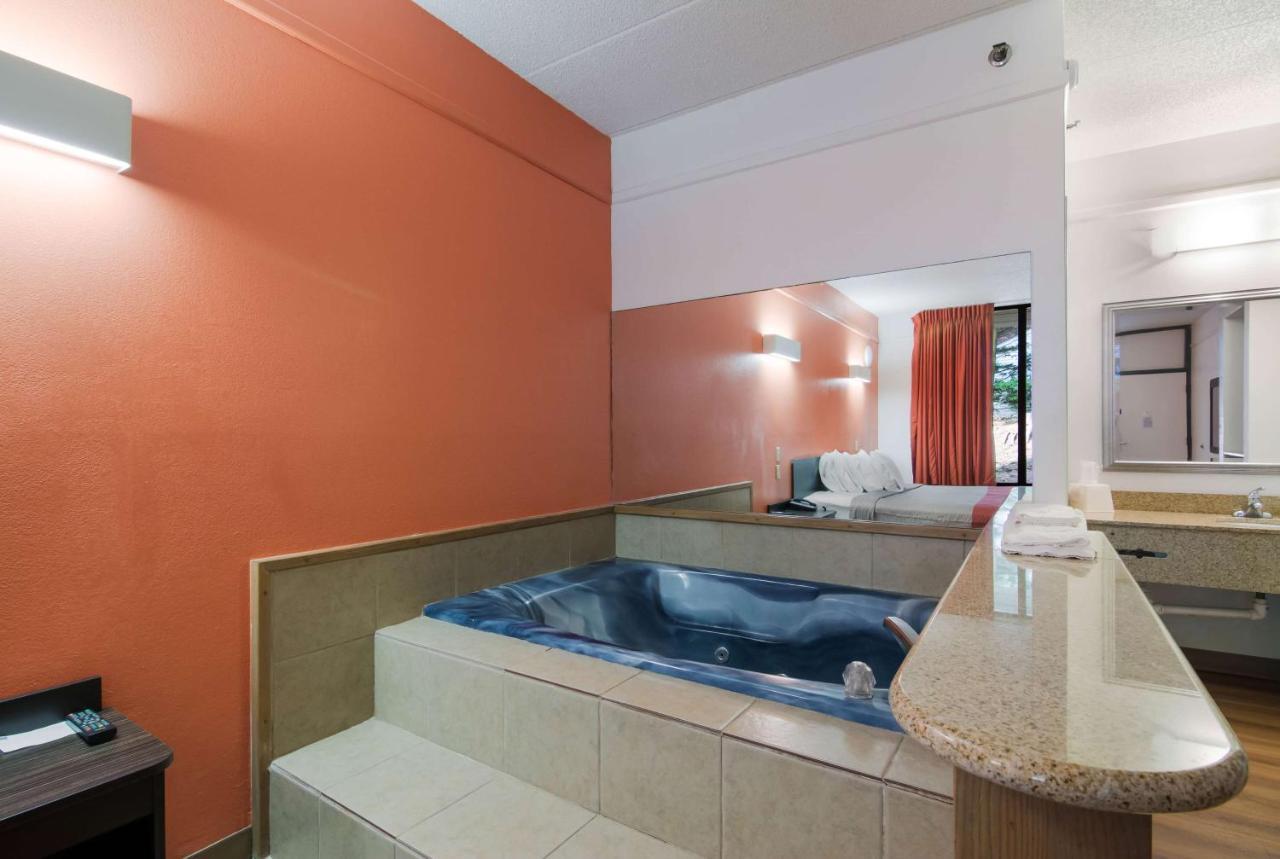 6-seaford, De 3*