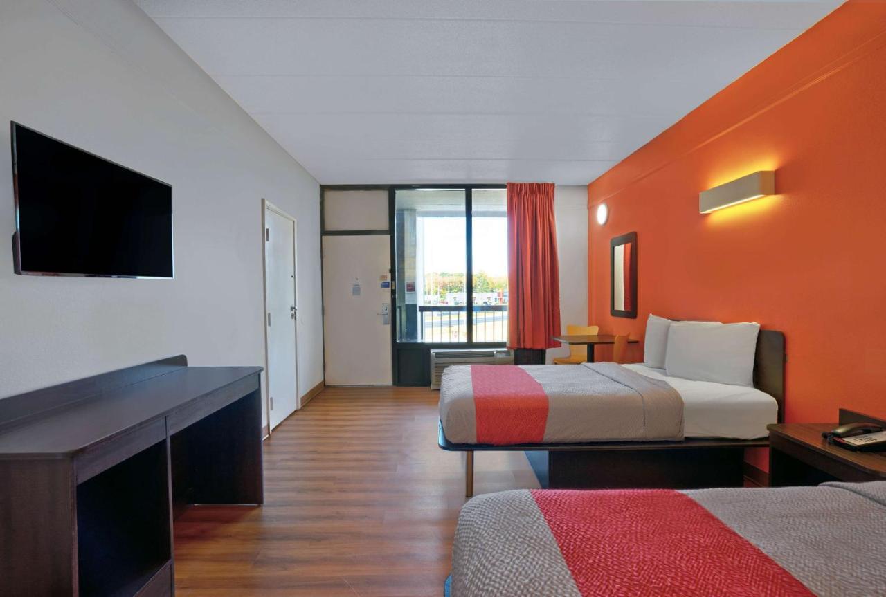 Hotel 6-seaford, De 2*