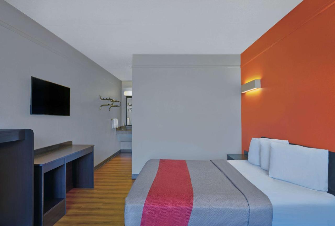 6-seaford, De Hotel 2*