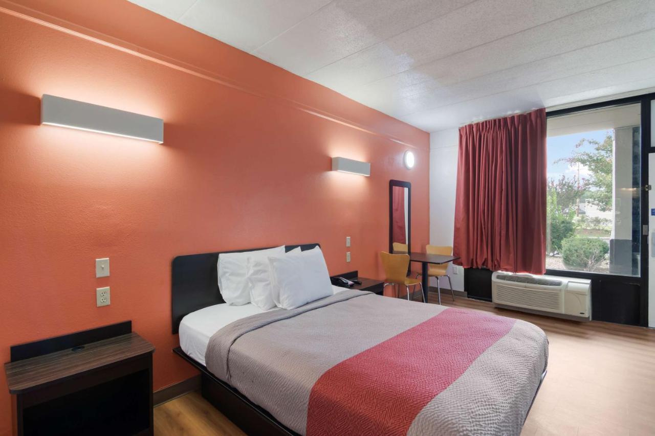6-seaford, De 3*