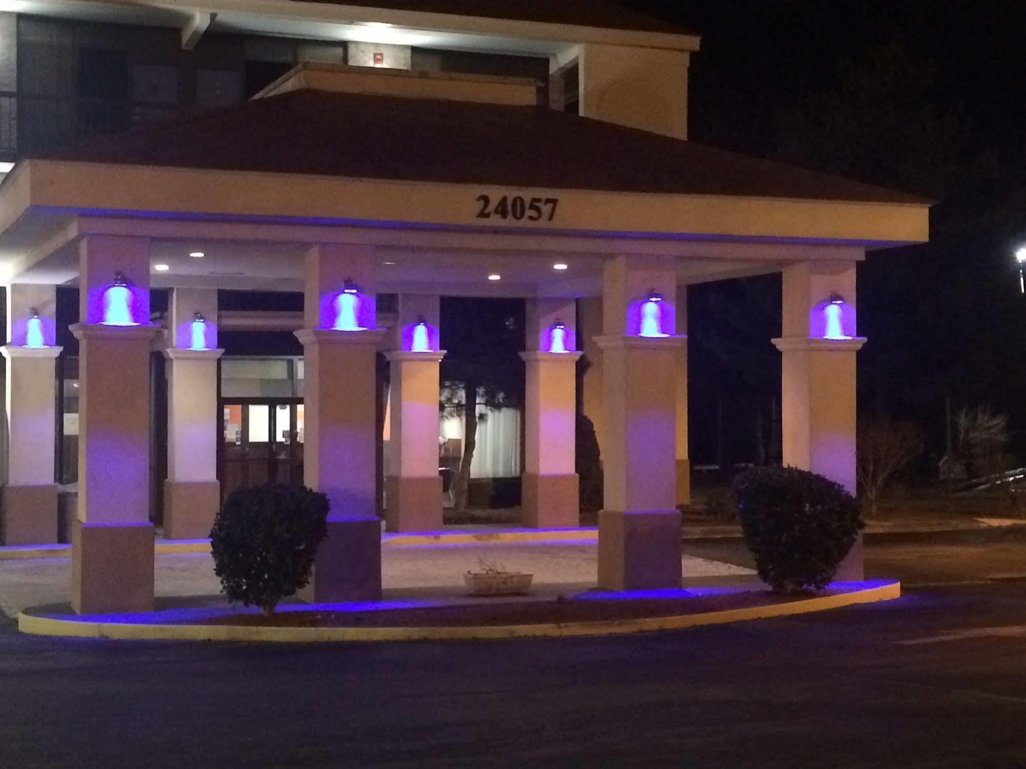 6-seaford, De 3* Seaford